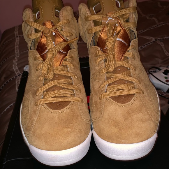 Jordan wheat 6’s size 10.5 . worn once - Picture 2 of 5